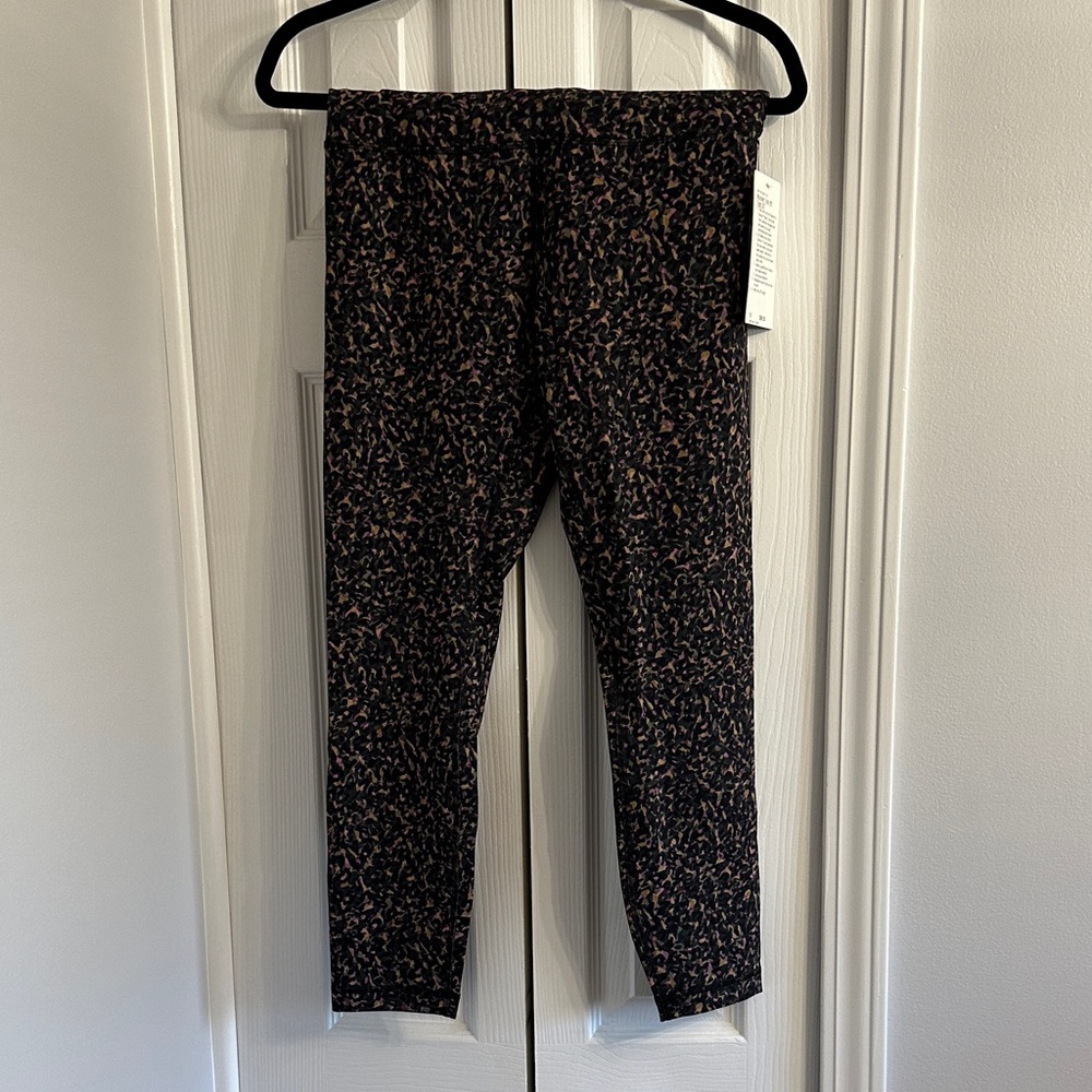 Lululemon wunder train 25 inch size 10